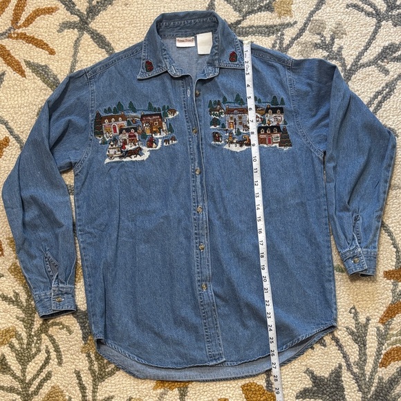Women’s vintage Denim Shirt with Christmas village Embroidered Design - Picture 13 of 16